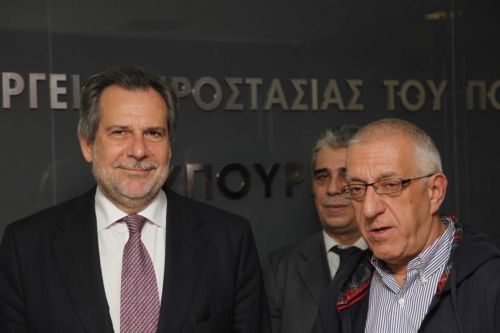Με τον Νικήτα Κακλαμάνη συναντήθηκε ο υπουργός Προστασίας του Πολίτη Χρ.Παπουτσής