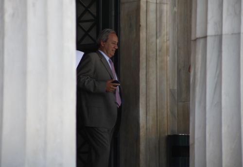 Δεν υπέγραψα την έκδοση κανενός ομολόγου, διαμηνύει ο Γιώργος Αλογοσκούφης