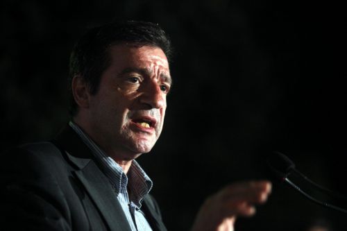 Κόντρα Κακλαμάνη – Καμίνη για την «εκρηκτική» κατεδάφιση του κτιρίου του ΝΑΤ