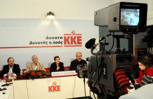 Σκληρή γλώσσα κατά Παπανδρέου και Προβόπουλου από την Αλέκα Παπαρήγα