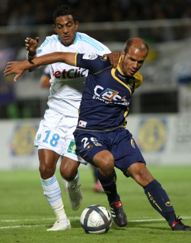 Ο Μπασινάς έλυσε τη συνεργασία του με την Αρλ