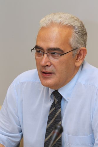 Να αποφευχθεί η υπερσυγκέντρωση σε πολυκαταστήματα ζητά η ΓΣΕΒΕΕ