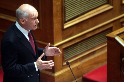 Κόντρα Παπανδρέου – Τσίπρα στη Βουλή με φόντο τις δηλώσεις περί διεφθαρμένης χώρας