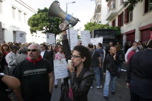 Συνεχίζουν τις κινητοποιήσεις τους οι συμβασιούχοι του υπουργείου Πολιτισμού