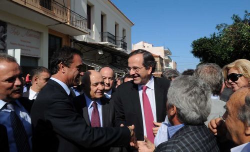 «Να στείλει μήνυμα ο λαός σε όσους λένε Παπανδρέου ή χρεοκοπία» ζήτησε ο Αντ.Σαμαράς