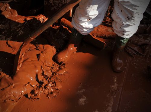 Διευρύνθηκε οριακά το ρήγμα της τοξικής διαρροής στην Ουγγαρία