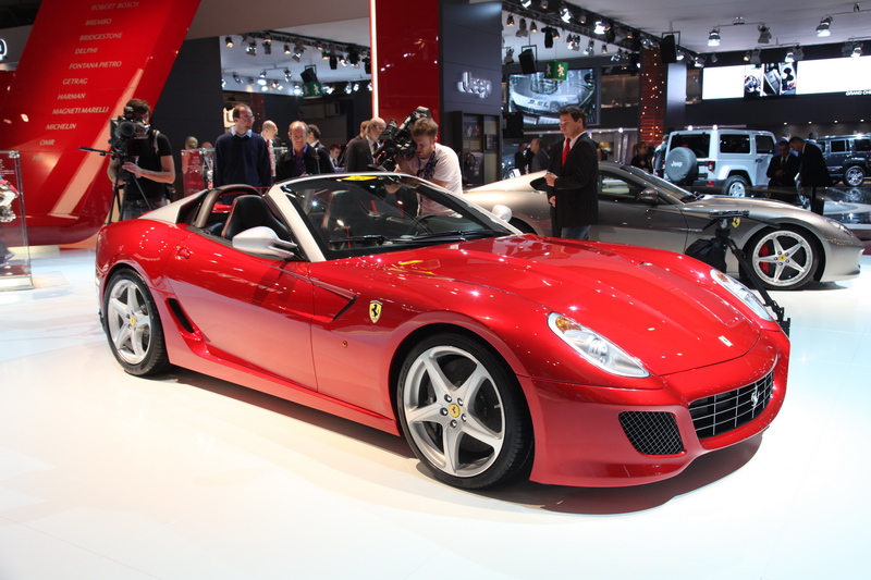 Βαλίτσες για Ινδία ετοιμάζει η Ferrari