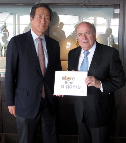 Απέκτησε αντίπαλο για την προεδρία της FIFA ο Μπλάτερ