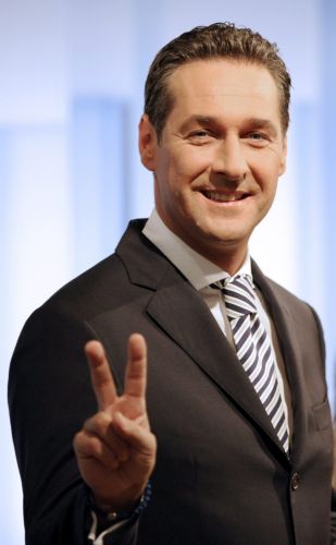 Επανακάμπτει η ακροδεξιά «σαρώνοντας» στις τοπικές εκλογές της Βιέννης