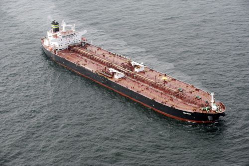 Στα χέρια Σομαλών πειρατών δεξαμενόπλοιο με τρεις Έλληνες ναυτικούς