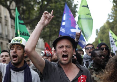 Νέες κινητοποιήσεις κατά των συνταξιοδοτικών μεταρρυθμίσεων την Τρίτη στη Γαλλία