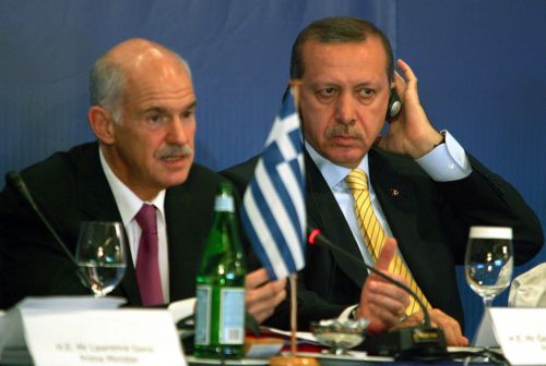 Το τουρκικό υπουργικό συμβούλιο ενημέρωσε ο Ρ.Τ.Ερντογάν για την επίσκεψη στην Αθήνα