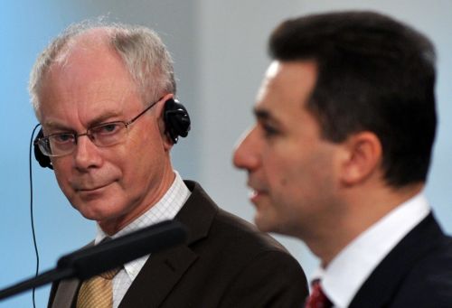 Έκκληση Ρομπάι να μην χαθεί η ευκαιρία εξεύρεσης λύσης στην ονομασία της ΠΓΔΜ