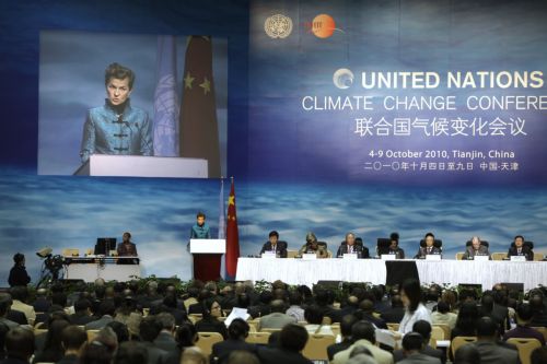 Νέος γύρος συνομιλιών για την κλιματική αλλαγή ξεκινά στην Κίνα