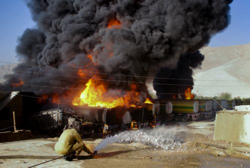 Νέα επίθεση κατά οχημάτων μεταφοράς καυσίμων του ΝΑΤΟ στο Πακιστάν