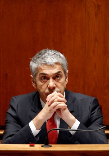 Κατεβάζει ταχύτητα η πορτογαλική ανάπτυξη με τον προϋπολογισμό του Ζ.Σόκρατες