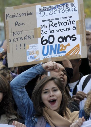 Σπάει ρεκόρ η συμμετοχή των Γάλλων στην απεργία για το συνταξιοδοτικό