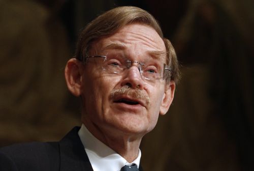 Πιο αργή παγκόσμια ανάκαμψη αλλά όχι ύφεση «διπλού πάτου» προβλέπει η Παγκόσμια Τράπεζα