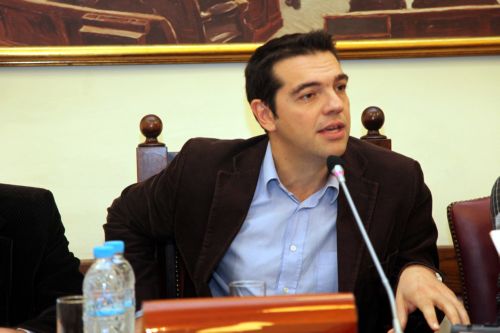 «Ο Πειραιάς είναι μια πόλη εγκαταλελειμμένη» λέει ο Αλέξης Τσίπρας