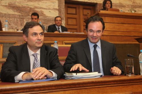 Αποκλείει η κυβέρνηση το ενδεχόμενο παράτασης του Μνημονίου