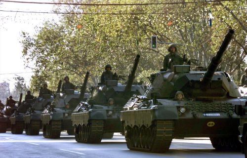 Εξηγήσεις του ΥΕΘΑ για την προμήθεια βλημάτων των αρμάτων μάχης Leopard