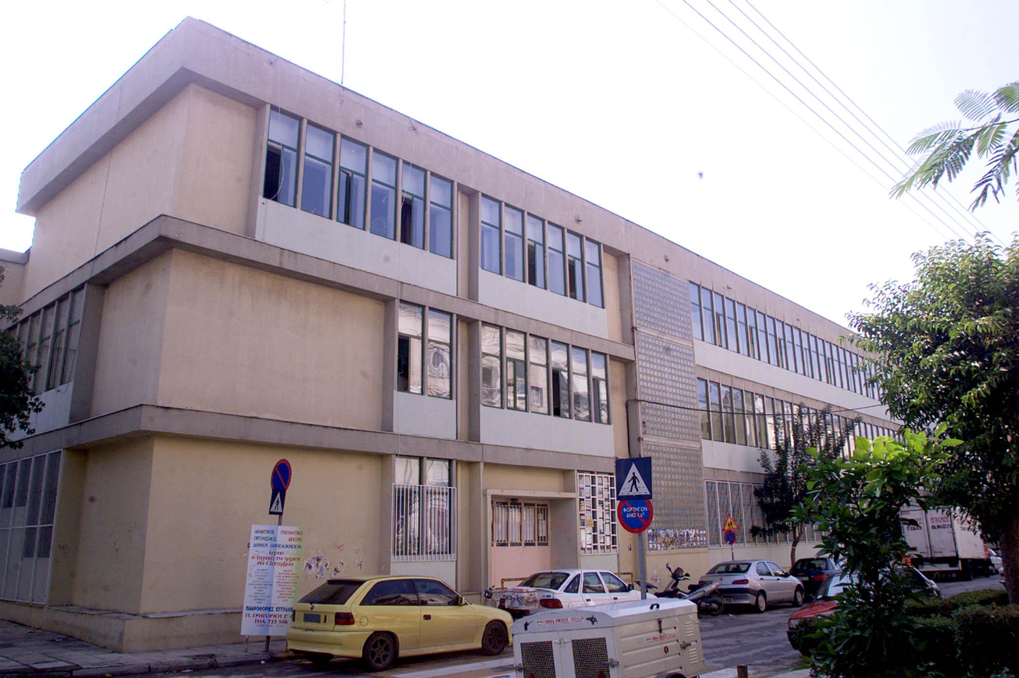 Στα εσπερινά λύκεια θα μπορούν να εγγράφονται άνεργοι και μητέρες με ανήλικα παιδιά