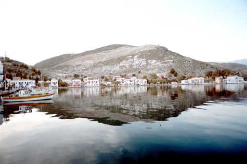 Επιδιώκεται τετράμηνη παράταση των συμβάσεων για τις άγονες γραμμές
