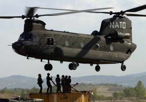 Αιματηρή επίθεση με χειροβομβίδα σε ελικόπτερο του ΝΑΤΟ στο Αφγανιστάν