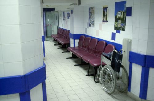 Για εμπρόθεσμη εξόφληση των οφειλών των νοσοκομείων δεσμεύεται το υπουργείο Υγείας