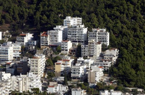 «Αγριεύει» η Εφορία για να ανακάμψουν τα δημόσια έσοδα