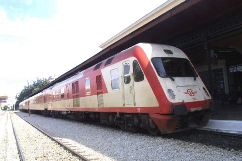 Περικοπές αποδοχών στις ζημιογόνες ΔΕΚΟ προαναγγέλλει η κυβέρνηση