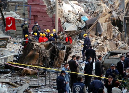 Πέντε ύποπτοι για σχέσεις με την Αλ Κάιντα συνελήφθησαν στην Τουρκία