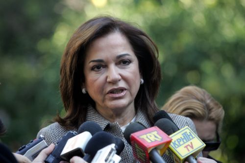 Διπλή επίθεση της Ντ.Μπακογιάννη κατά Παπανδρέου και Σαμαρά από την Κρήτη