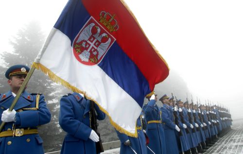 Καταργείται και στη Σερβία η υποχρεωτική στρατιωτική θητεία