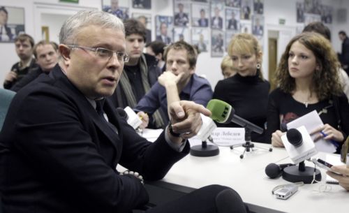 Νέα εφημερίδα στη Βρετανία με υπογραφή του Ρώσου μεγιστάνα Λεμπέντεφ