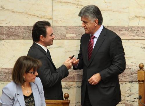 Προϋπολογισμός με νέες περικοπές και φόρους κατατίθεται στη Βουλή