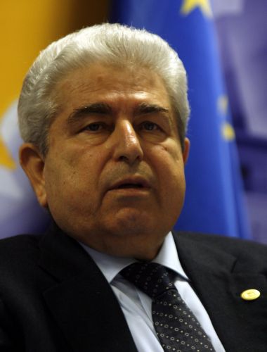 Συκοφαντική επίθεση κατά Χριστόφια και ΑΚΕΛ από ΝΔ και ΠΑΣΟΚ βλέπει το ΚΚΕ