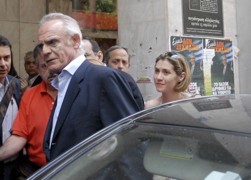 «Επαγγελματικού χαρακτήρα» διάρρηξη στο πολιτικό του γραφείο κατήγγειλε ο Α.Τσοχατζόπουλος