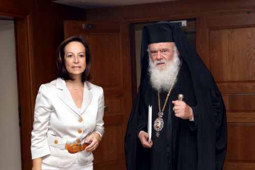 Αντιδρά η Εκκλησία σε πρόταση του υπουργείου να γίνουν τα Θρησκευτικά μάθημα επιλογής