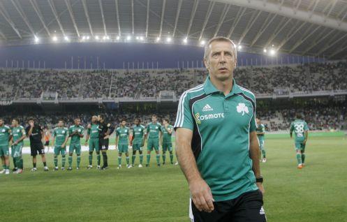 «Δεν ξέραμε αν θέλουμε τη νίκη ή την ισοπαλία» είπε ο Νιόπλιας στους παίκτες