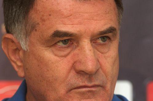 Κρούση της Ομόνοιας στον Ντούσαν Μπάγεβιτς