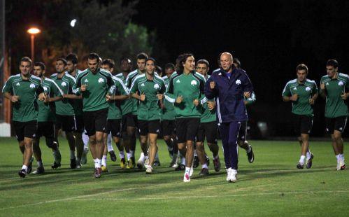 Ο Έμπεν έβγαλε το… λάδι στους παίκτες του Παναθηναϊκού