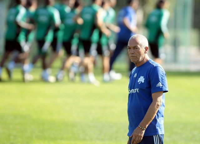 «Μην παίζετε για το εγώ σας» είπε ο Φερέιρα στους παίκτες