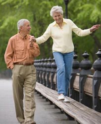 Το περπάτημα «αντίδοτο» στη νόσο Αλτσχάιμερ