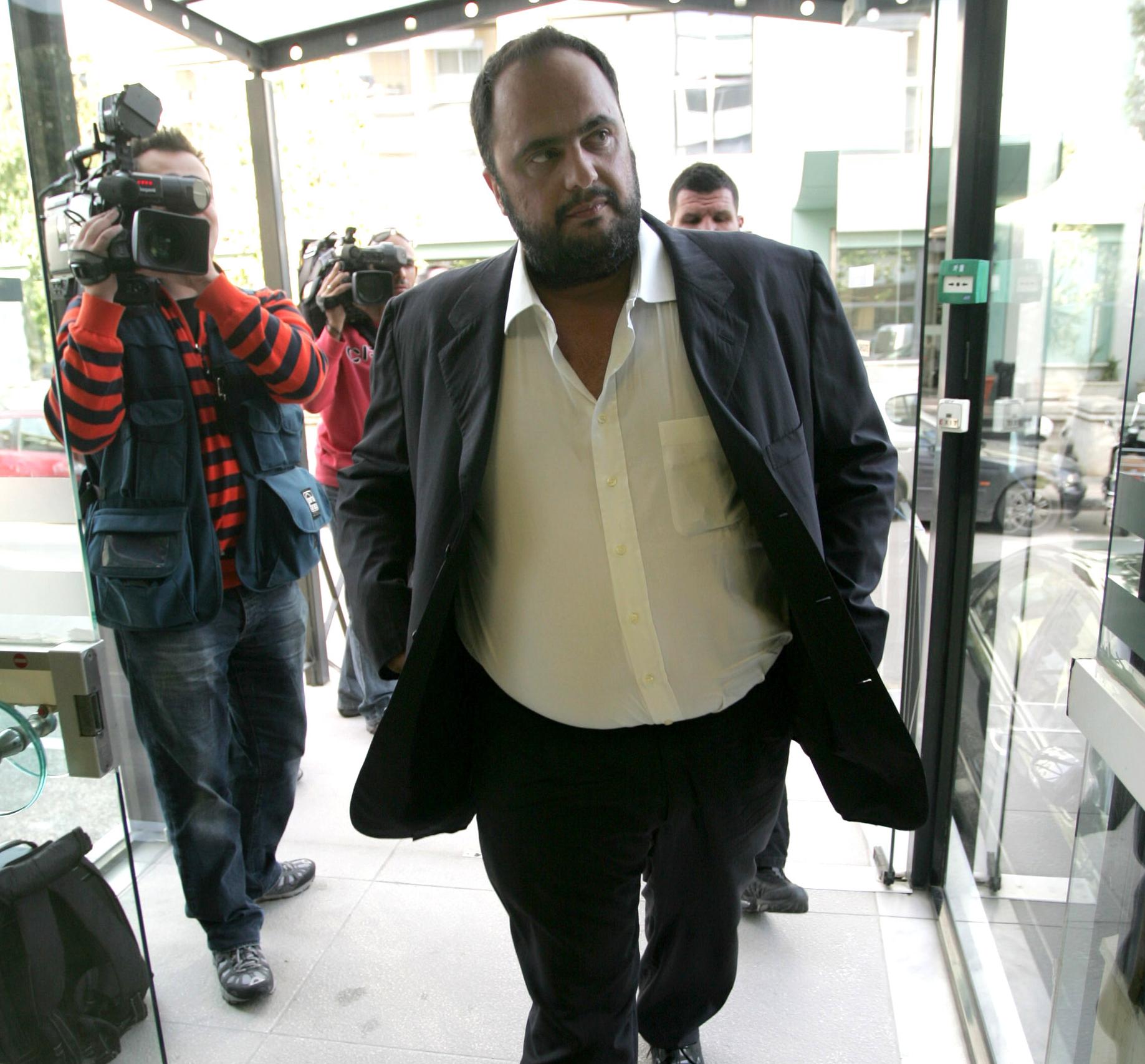 Στήριξη της Σούπερ Λιγκ σε Μαρινάκη παρά την κριτική