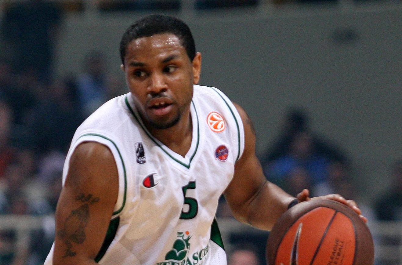 Με τον αμφίβολο ΜακΙντάιρ έφτασε στην Αθήνα η Μάλαγα