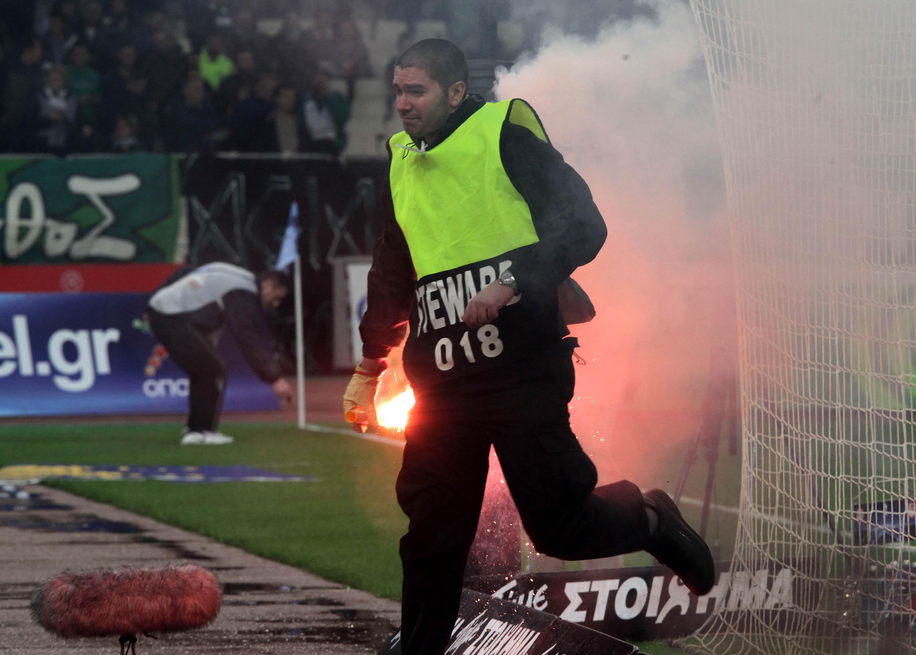 Πρόστιμο στον ΠΑΟ, αθώος ο Μητρόπουλος για το… παπούτσι στο ντέρμπι