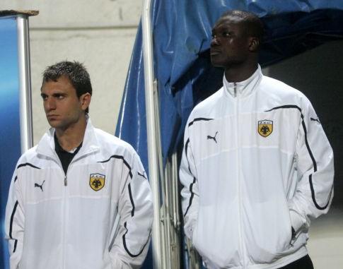 Έναν μήνα εκτός δράσης ο Ντιόπ, «έξω» και ο Δέλλας