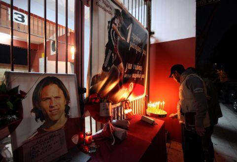 Την μνήμη του Ντε Νίγκρις τίμησε η Λάρισα