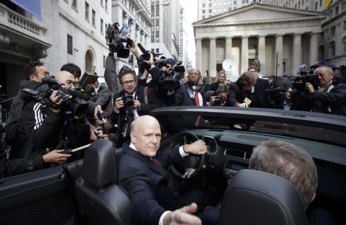 Θριαμβευτική επιστροφή της General Motors στο χρηματιστήριο της Γουόλ Στριτ